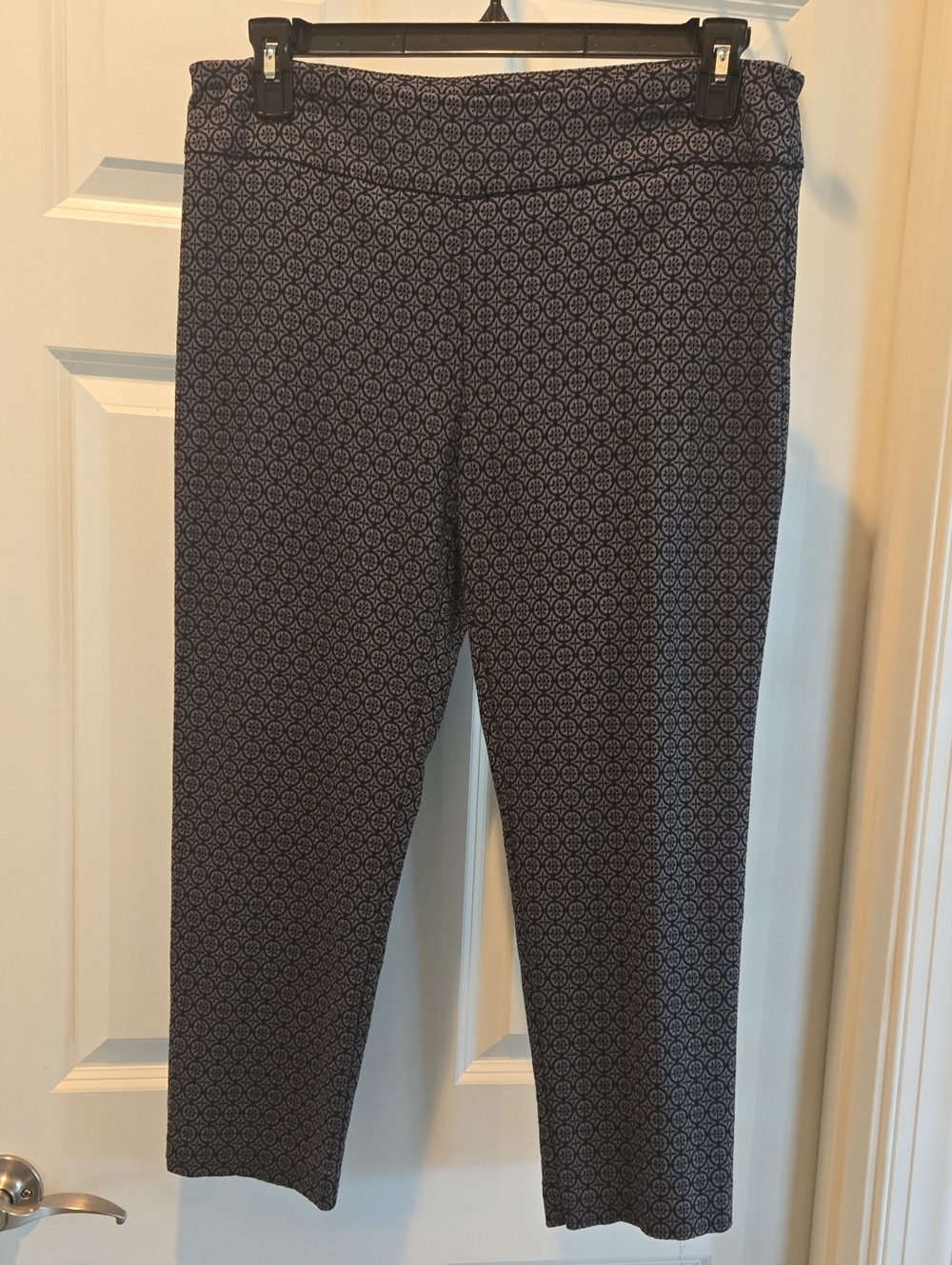 New Directions Petite Womens Pinstripe Dress Pants in Charcoal Gray And Black.